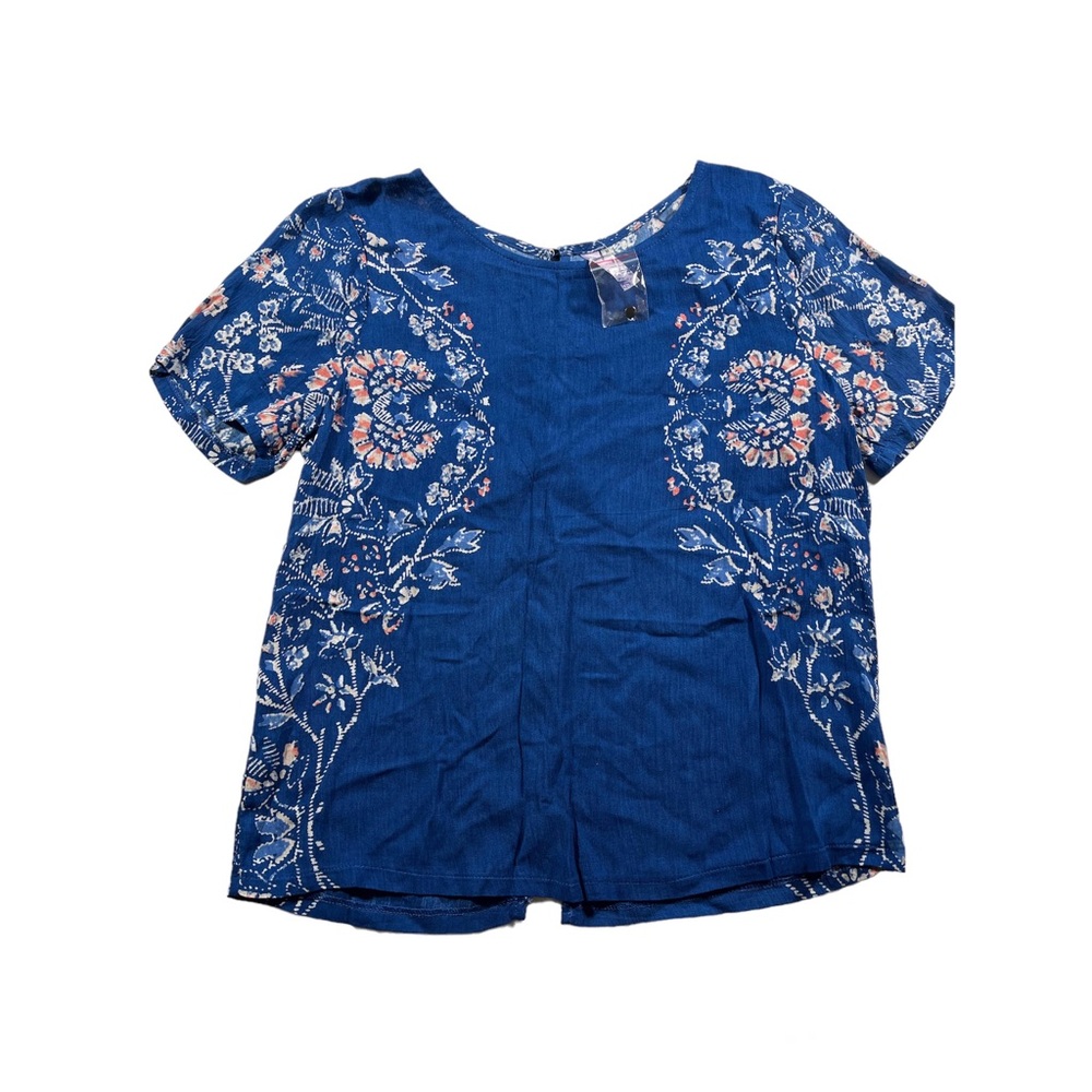 NWT Francesca’s Collections Navy Floral Top with Buttons on Back Medium